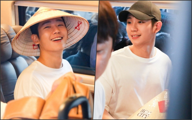 Jung Hae In đẹp trai ngời ngời, đội nón lá thân thiện vẫy tay chào fan Việt Ảnh 2