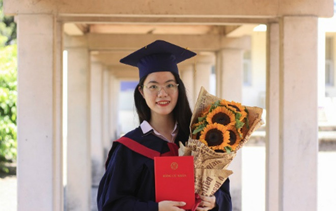 Nữ sinh tốt nghiệp đại học sớm một năm với bằng xuất sắc Ảnh 2