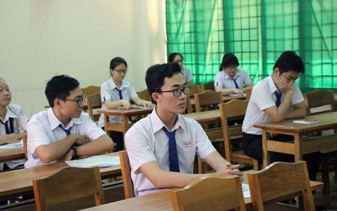 Chấm thi THPT quốc gia: Đề vừa sức, TP.HCM ghi nhận 20 điểm 10 môn Ngoại ngữ Ảnh 2
