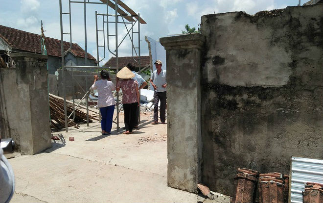 Phá tường để xây nhà mới, 2 người bị đè tử vong Ảnh 2