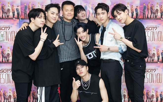 Là chủ tịch JYP nhưng Park Jin Young cũng có lúc cuồng nhiệt với GOT7 như fan ruột thế này! Ảnh 2