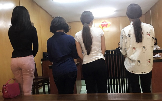 Hàng loạt hot girl trong đường dây môi giới mại dâm giá nghìn đô rủ nhau… mang thai Ảnh 2