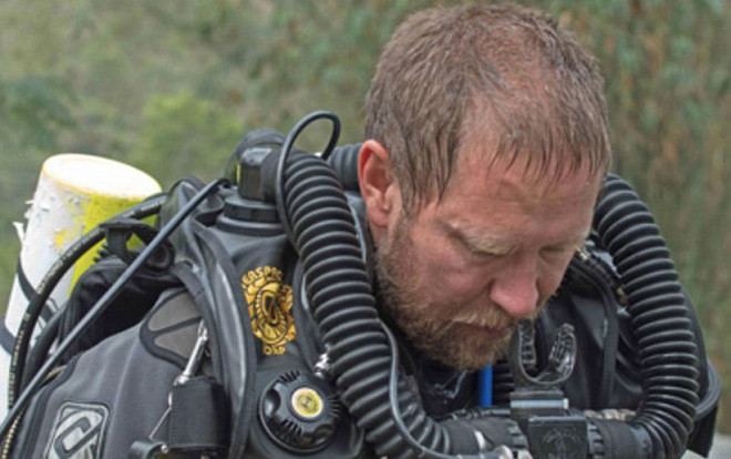 Vừa giải cứu đội bóng Thái thành công, bác sĩ người Úc nhận ngay hung tin từ quê nhà Ảnh 2