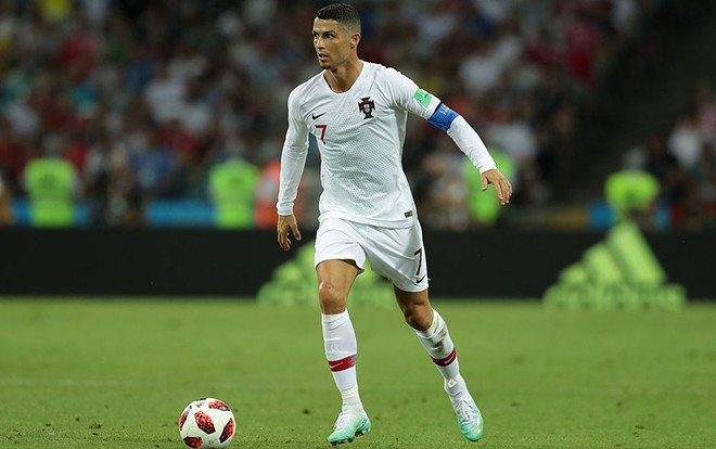 Công nhân hãng xe Fiat đình công vì Cristiano Ronaldo đầu quân cho Juventus Ảnh 2