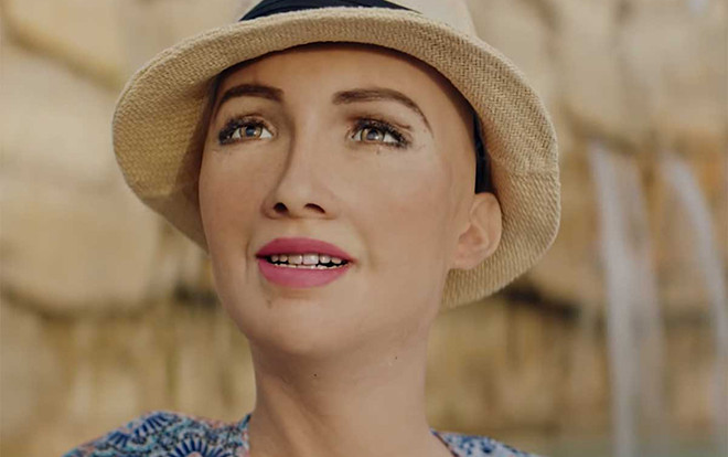 Những sự thật thú vị về 'cô nàng' robot Sophia vừa đến Việt Nam Ảnh 2