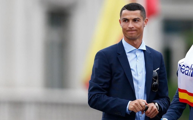 Sang Italia, Ronaldo vẫn có thể bị bắt Ảnh 2