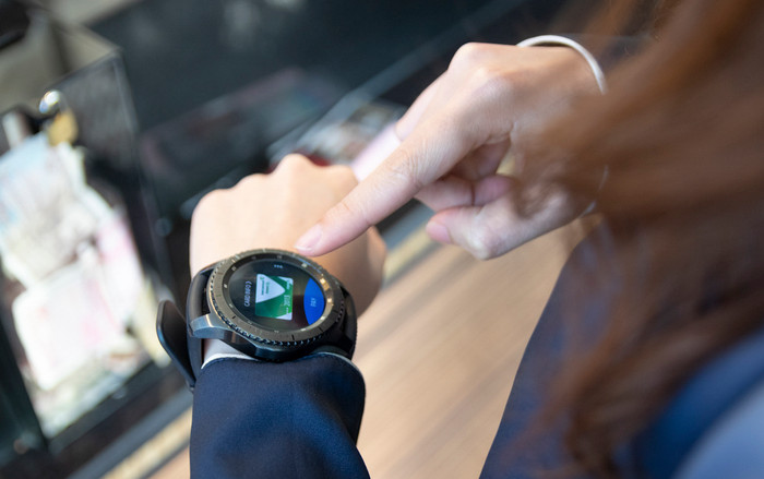 So sánh trải nghiệm thanh toán tiền mặt, thẻ và Samsung Pay Ảnh 2