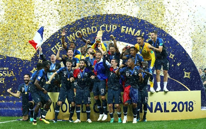 Trọng tài bắt 11m Croatia, Pháp vô địch World Cup 2018 Ảnh 2