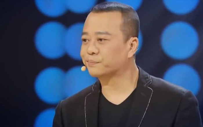 Clip Âu Dương Chấn Hoa khiến hàng triệu người khóc: 'Đừng lấy sự bận rộn làm cái cớ của bản thân'