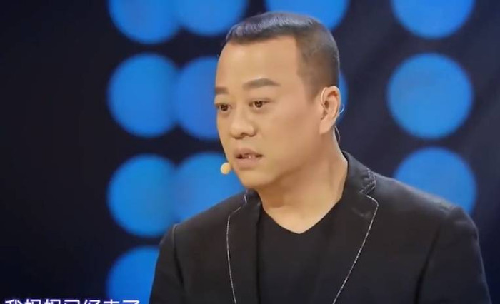 Clip Âu Dương Chấn Hoa khiến hàng triệu người khóc: 'Đừng lấy sự bận rộn làm cái cớ của bản thân'