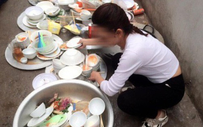 Về nhà người yêu ăn giỗ, cô gái trẻ bị nói bóng gió không biết gì dù đã làm đủ việc, ăn xong cỗ còn phải một mình rửa hết 13 mâm bát Ảnh 2