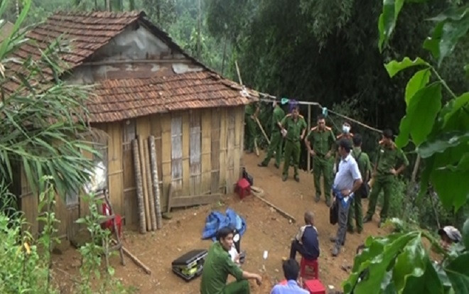 Nghịch tử 12 tuổi giết cha rồi ngủ cùng thi thể suốt đêm Ảnh 2