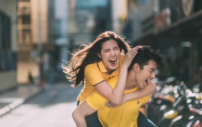 Khi ông trời lỡ se duyên người thực tế và lãng mạn với nhau, tình yêu 'nhạt' nhưng bền! Ảnh 2