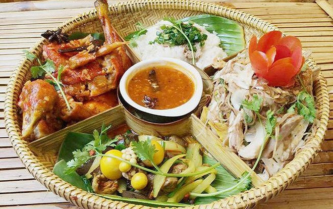 Sài Gòn đang có một loạt đồ ăn để trong mẹt rất hay ho: Tranh thủ mấy ngày mưa lạnh tụ tập ăn thôi! Ảnh 2