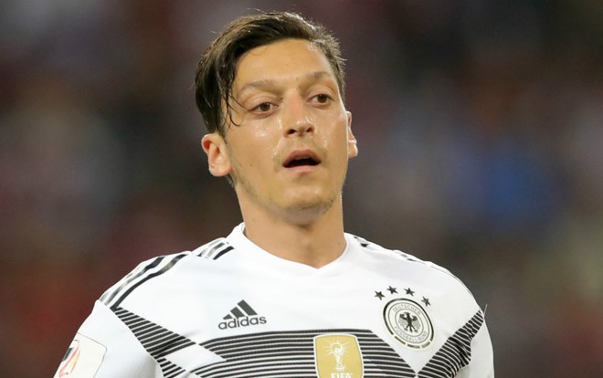 Vì sao Ozil quyết định chia tay ĐT Đức ở tuổi 29? Ảnh 2