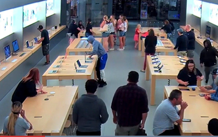 Các cửa hàng Apple Store liên tục bị cướp trong thời gian qua, đây có thể là lí do vì sao Ảnh 2