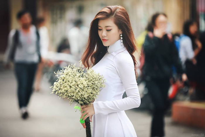 Hot girl vạn người mê của ĐH Luật - Sở hữu thân hình quyến rũ cùng tài kiếm tiền cực đỉnh