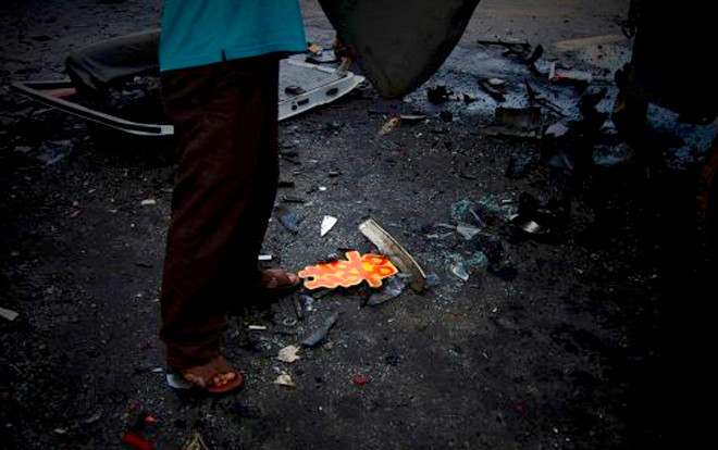 Khoảnh khắc đầy ám ảnh vụ xe đi rước dâu gặp nạn: Chữ hỉ đỏ thắm lạc trôi giữa vụn vỡ đau thương Ảnh 2