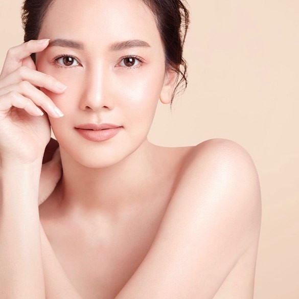 Những mỹ nhân Thái Lan khiến hàng triệu cô gái muốn đổ tiền tỷ để phẫu thuật thẩm mỹ Ảnh 12