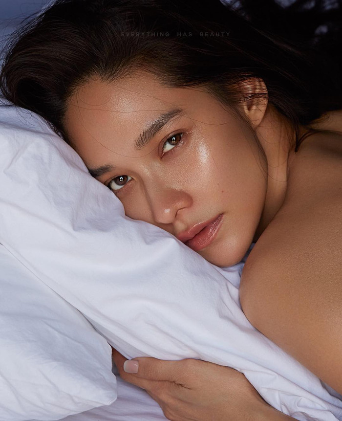 Những mỹ nhân Thái Lan khiến hàng triệu cô gái muốn đổ tiền tỷ để phẫu thuật thẩm mỹ Ảnh 17