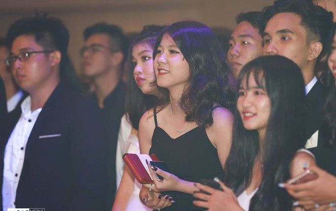 'Zoom in' tiệc prom của 'hội con nhà giàu' Trưng Vương: Cực sang chảnh và toàn trai xinh gái đẹp 'lên đồ' chất phát ngất Ảnh 2