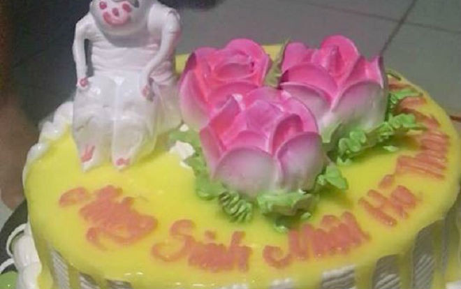 Cẩn thận dặn dò thợ làm bánh sinh nhật hình con khỉ, cô gái chỉ biết câm nín khi nhận sản phẩm thực tế Ảnh 2