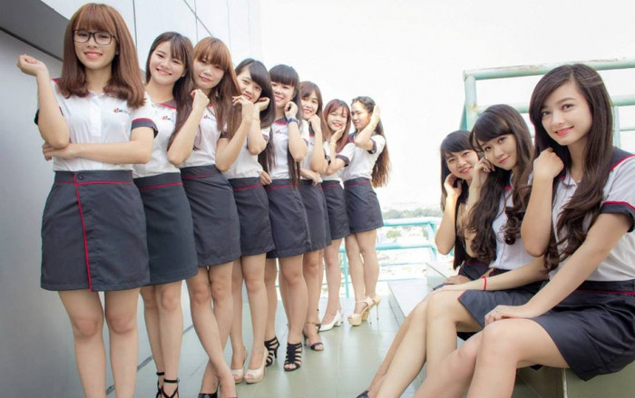 Đi tìm những trường Đại học có đồng phục đẹp nhất Việt Nam: Chỉ nhìn thôi đã muốn nộp nguyện vọng ứng tuyển Ảnh 2