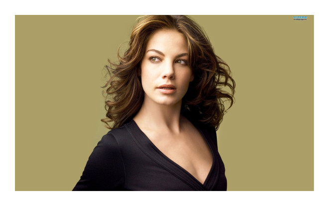 Loạt mỹ nữ nóng bỏng sánh vai bên Tom Cruise trong series 'Mission Impossible' khiến fan thổn thức Ảnh 2