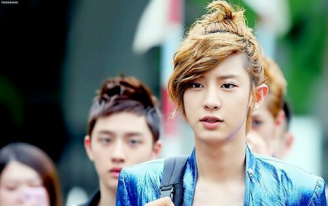 Chờ mãi EXO không chịu comeback, fan 'đào mộ' lại hình ảnh Chanyeol tóc dài thuở mới debut Ảnh 2
