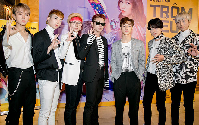 Zero 9 cùng LIME 'rủ nhau' tham dự buổi ra mắt MV tiền tỷ ngập sắc ảo diệu Ảnh 2