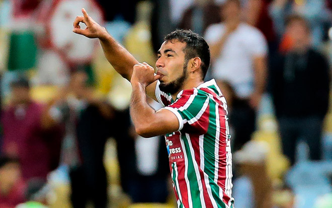 Clip: Ngạc nhiên với pha làm bàn thắng từ quả đá phạt góc Ảnh 2