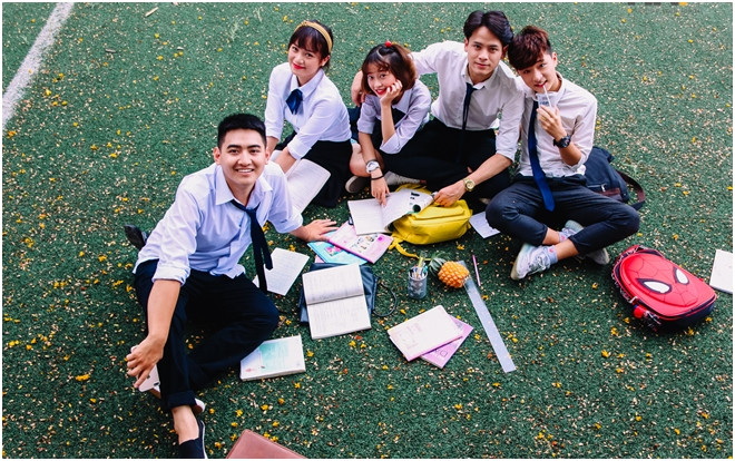 Sau phim rạp 'Trường học bá vương', đến lượt sitcom 'Cả nhà đi học' lấy đề tài học đường - hoán đổi thân phận Ảnh 2