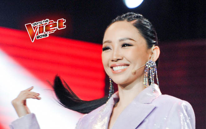 Những “chiêu trò” độc đáo của Tóc Tiên trên sàn đấu trí The Voice 2018 Ảnh 2