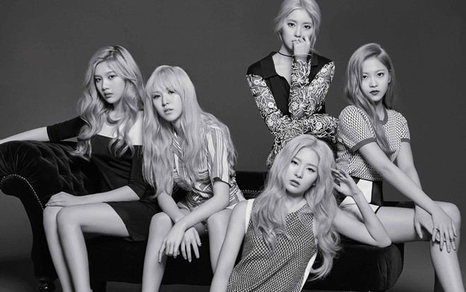 Ơ hay: Red Velvet ra mắt 'Power Up' nhưng fan lại cứ nhắc nhớ về… một bài hát khác thế kia? Ảnh 2