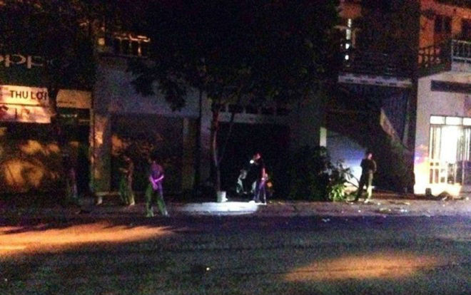 Đánh đối phương ngã sấp xuống đường rồi nhảy lên ô tô phóng xe cán nạn nhân đến chết Ảnh 2