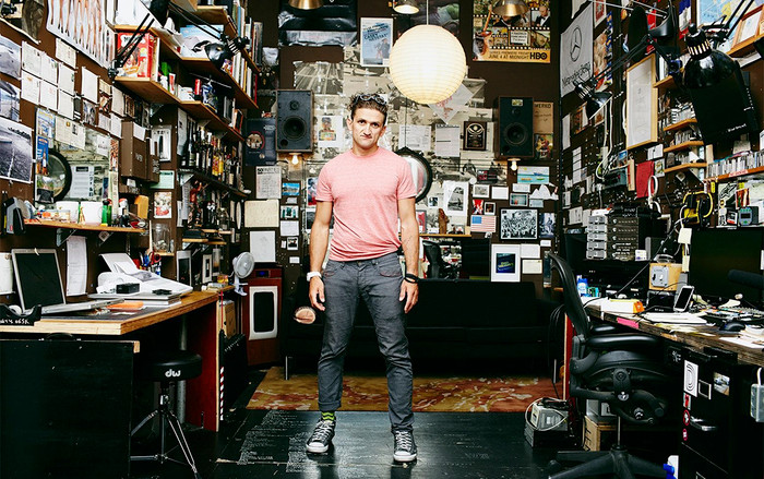 Bạn muốn làm YouTuber? Hãy sẵn sàng từ bỏ sự bình yên, sức khỏe, tự do và tất cả mọi thứ Ảnh 2