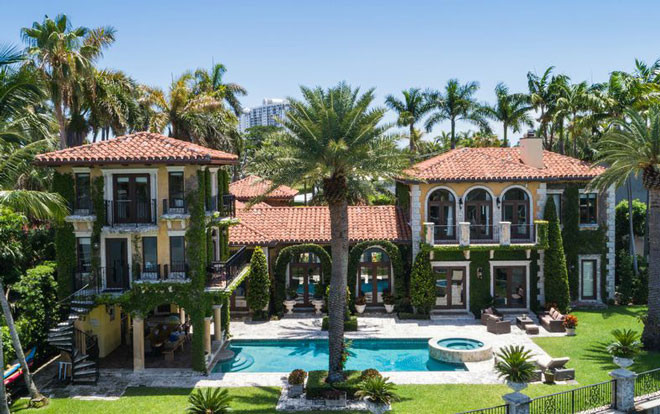 Choáng ngợp trước biệt thự gần 15 triệu đô mới rao bán của hoa hậu làng quần vợt Ảnh 2