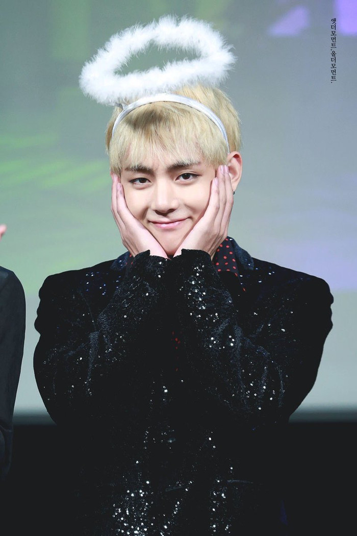 Không cần màu mè làm gì, Idol Hàn chỉ mặc nguyên cây đen thôi cũng đủ 'bùng nổ' Ảnh 21