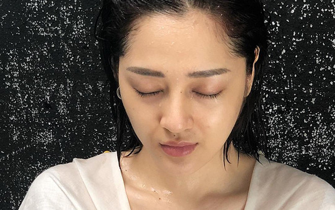 Mặt mộc 100%, không cần photoshop, Bảo Anh vẫn tươi trẻ mượt mà Ảnh 2