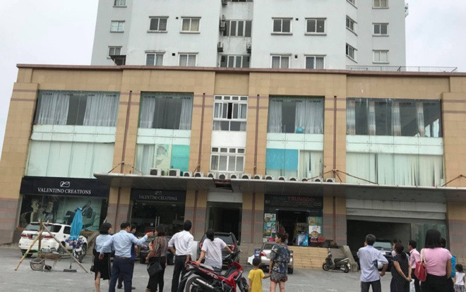 Người phụ nữ rơi từ tầng 10 chung cư xuống đất tử vong Ảnh 2