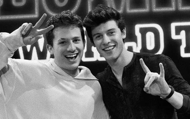 Một MV 'đam mỹ' từ Charlie Puth và Shawn Mendes: Tại sao không? Ảnh 2