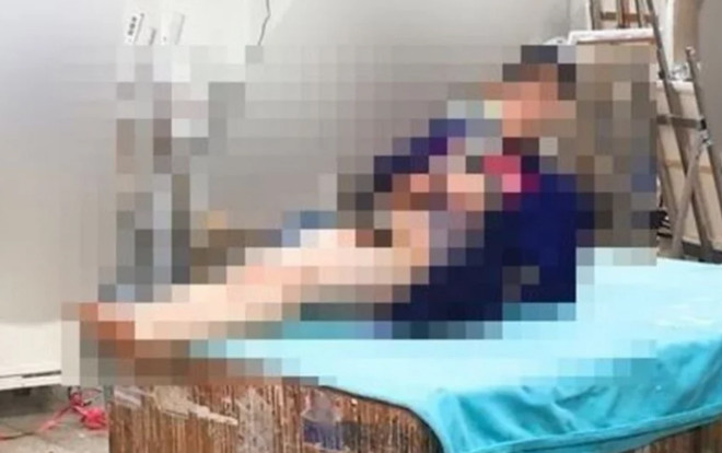 Chụp lén nam người mẫu khỏa thân, cô gái bị kết án tù Ảnh 2