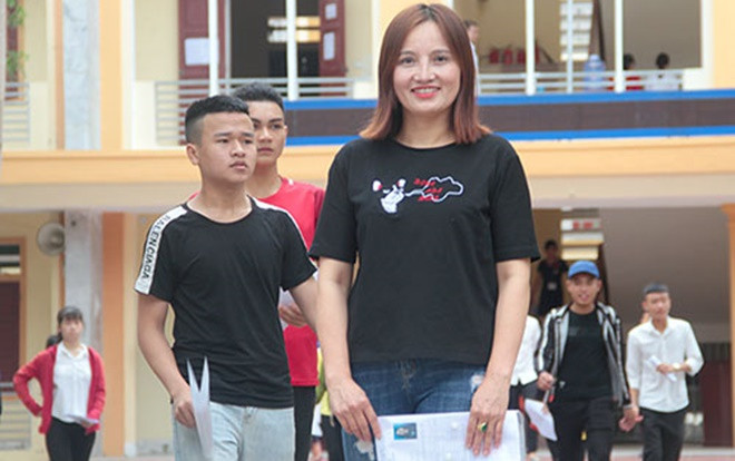 Cựu nữ chủ tịch xã 45 tuổi đậu hai đại học Ảnh 2