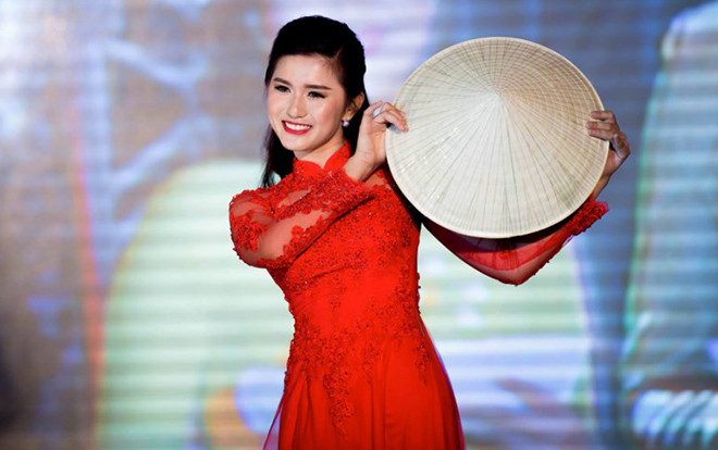 Hoa khôi Tài năng ĐH Ngoại thương 2016 bất ngờ trở thành đại biểu của chuyến Tàu Thanh niên Đông Nam Á Ảnh 2