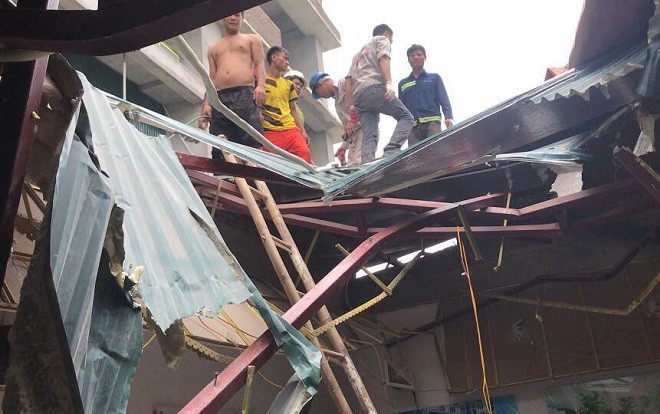 Sẽ đình chỉ toàn bộ dự án công trình cao ốc sau sự cố đứt dây cáp cần cẩu khiến 2 người nhập viện Ảnh 2