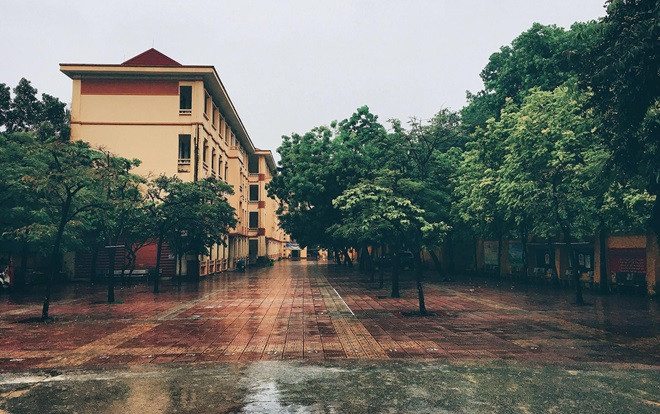 Có một Chu Văn An gần gũi mà đầy cảm xúc qua album của cô bạn cựu học sinh khi biết tin trường sắp đập đi xây lại Ảnh 2