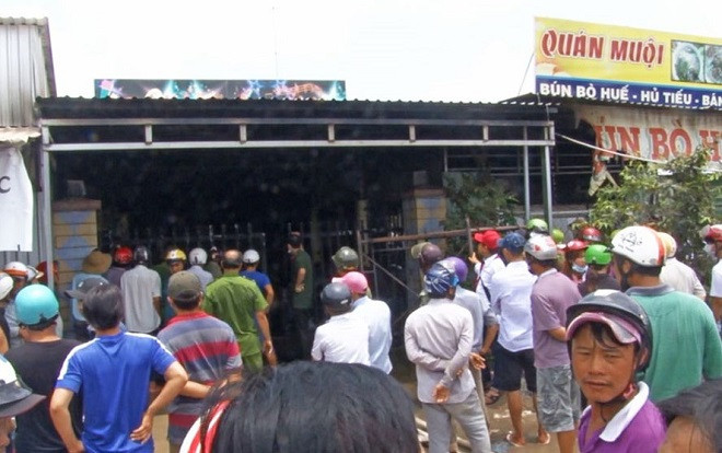 Chập mạch điện, quán karaoke bốc cháy khiến 2 người thương vong Ảnh 2