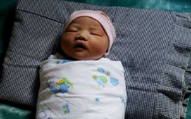 Sinh con đúng dịp ASIAD, cặp vợ chồng đặt tên bé là Asian Games Ảnh 2