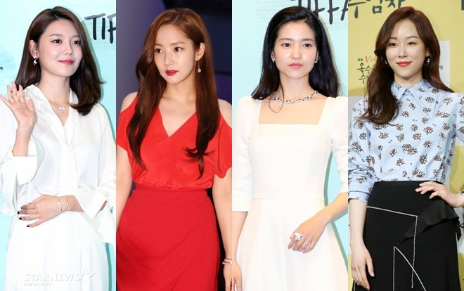 Bạn sẽ gục ngã trước thần thái của Park Min Young, Kim Tae Ri hay Seo Hyun Jin tại sự kiện chiều nay? Ảnh 2