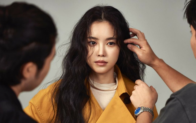 Fan lại dậy sóng vì không nhận ra gương mặt của Naeun (Apink) sau phẫu thuật thẩm mĩ Ảnh 2
